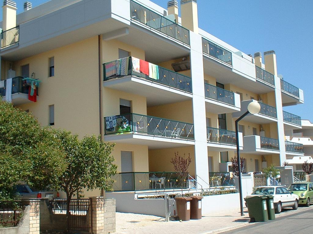 Apartamento Girasole Martinsicuro Exterior foto